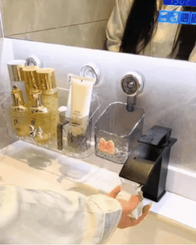 吸盤式シャワーラック